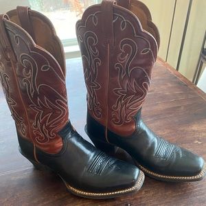 Woman’s Ariat Western Boots